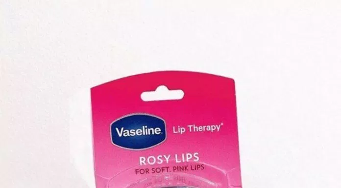 Son dưỡng quốc dân Vaseline Lip Therapy Rosy (Nguồn: Internet)