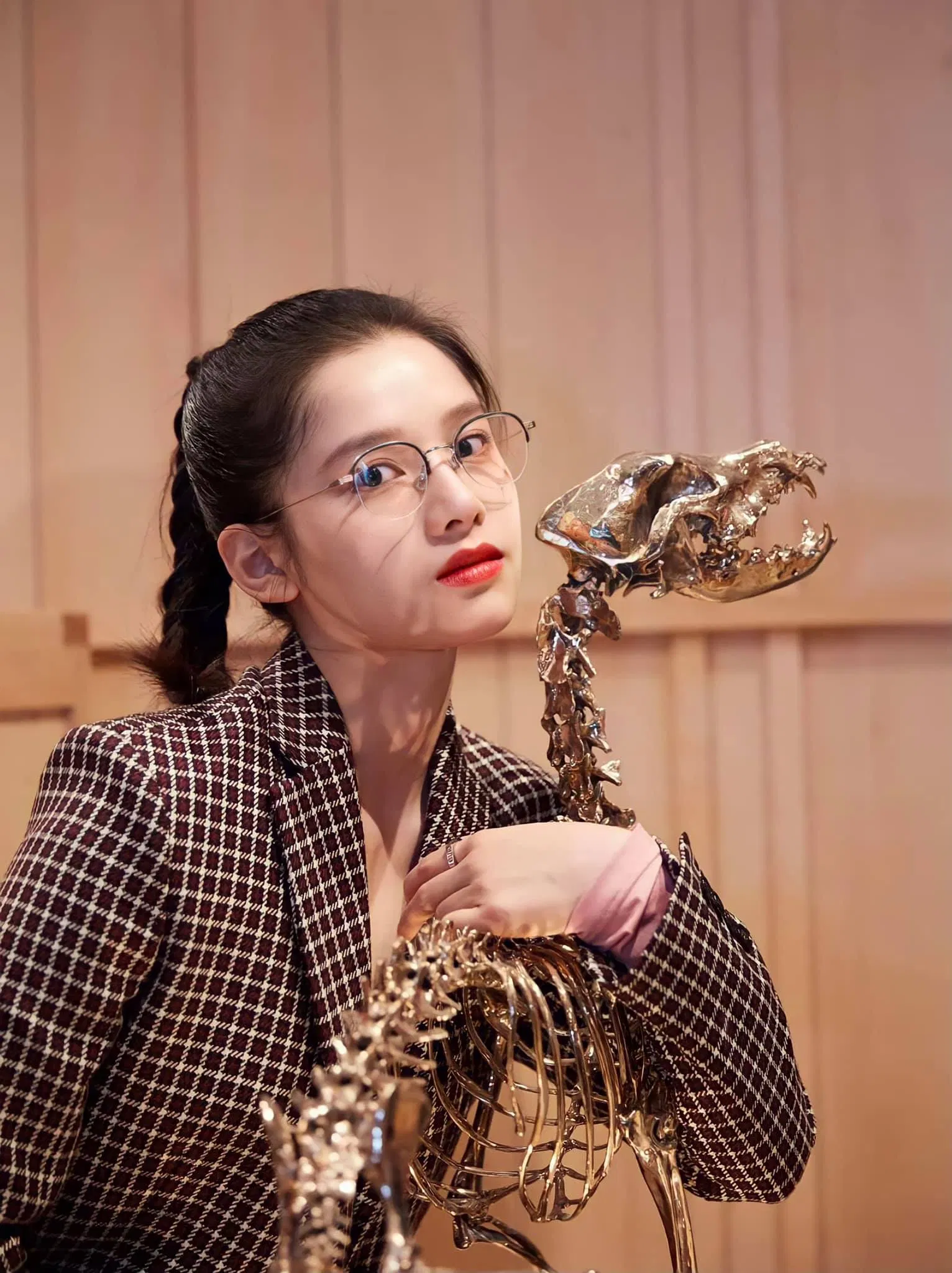 Trương Tịnh Nghi xinh xắn đúng chuẩn "con ngoan trò giỏi" (Ảnh: internet)