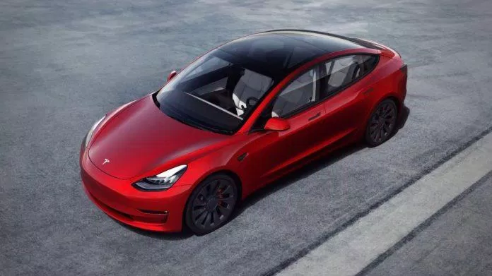Xe ô tô điện Tesla Model 3 2021 (Ảnh: Internet). Xe ô tô điện Tesla Model 3 2021 (Ảnh: Internet).