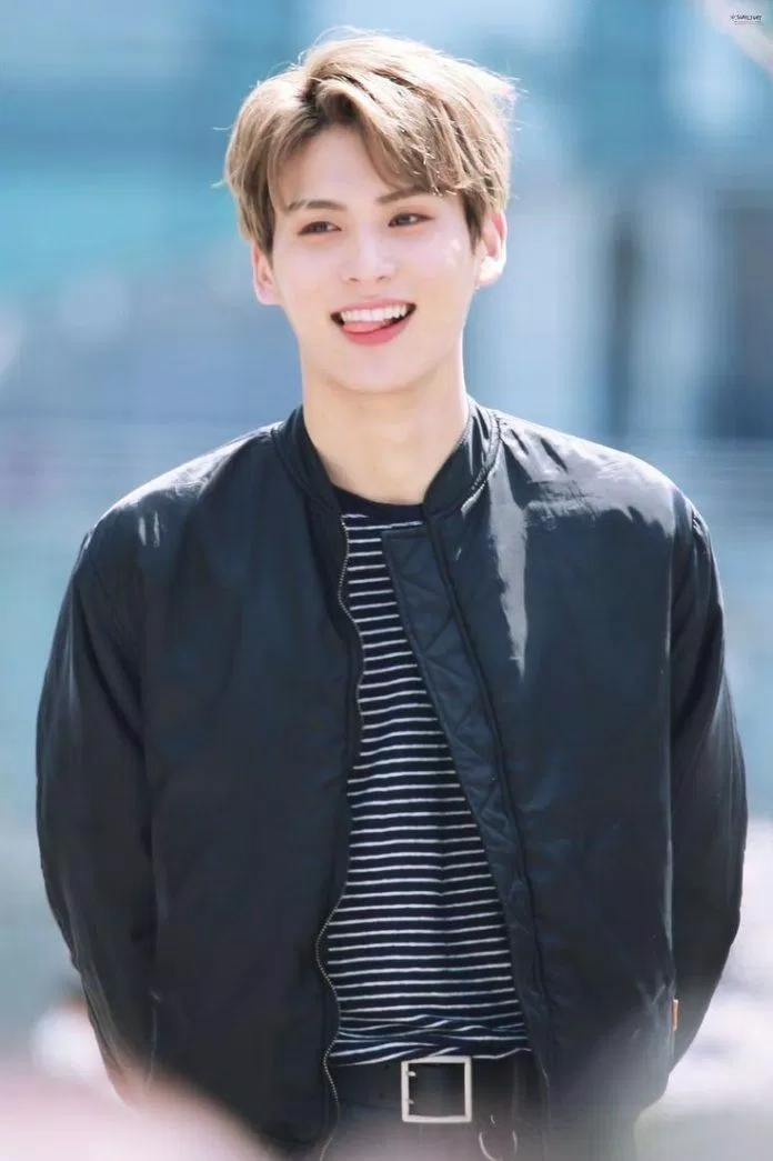 Yoo Taeyang (SF9) nam thần tượng K-Pop đang thu hút sự chú ý vì kỹ năng nhảy múa đầy mê hoặc. (Nguồn: Internet)