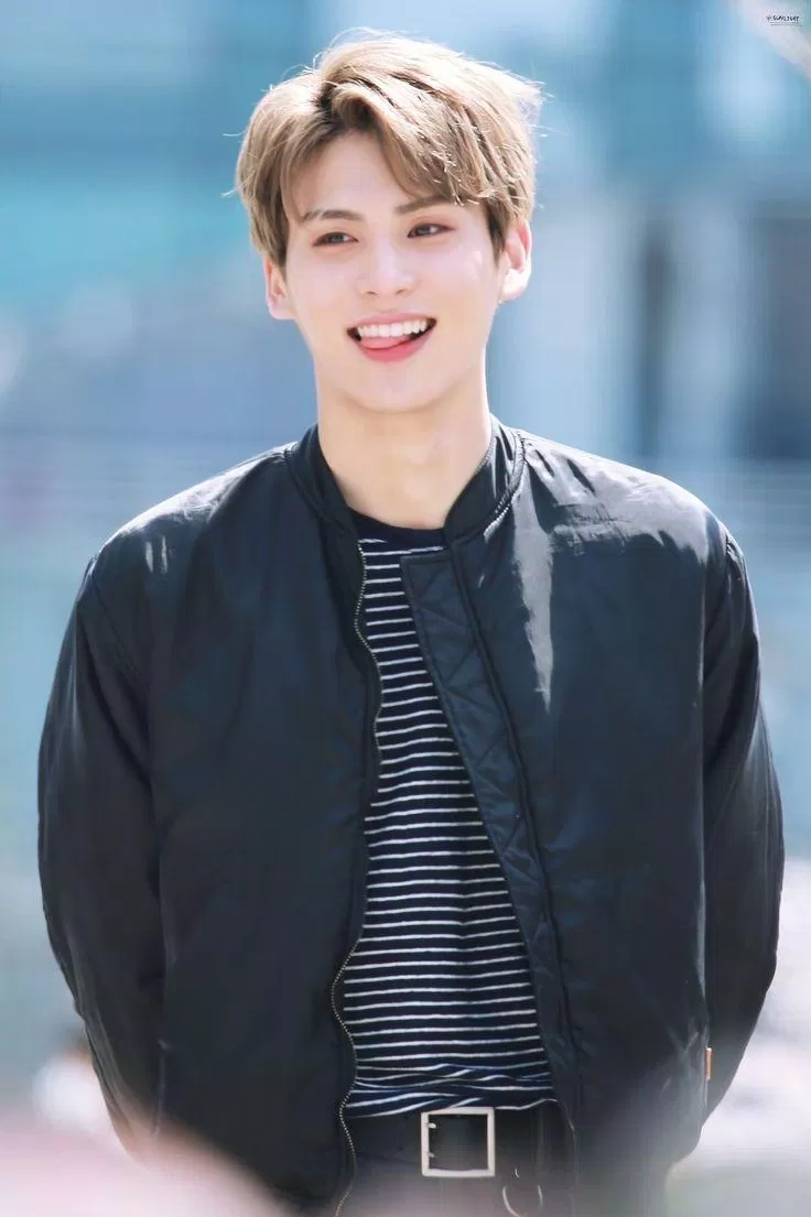 Yoo Taeyang (SF9) nam thần tượng K-Pop đang thu hút sự chú ý vì kỹ năng nhảy múa đầy mê hoặc. (Nguồn: Internet)