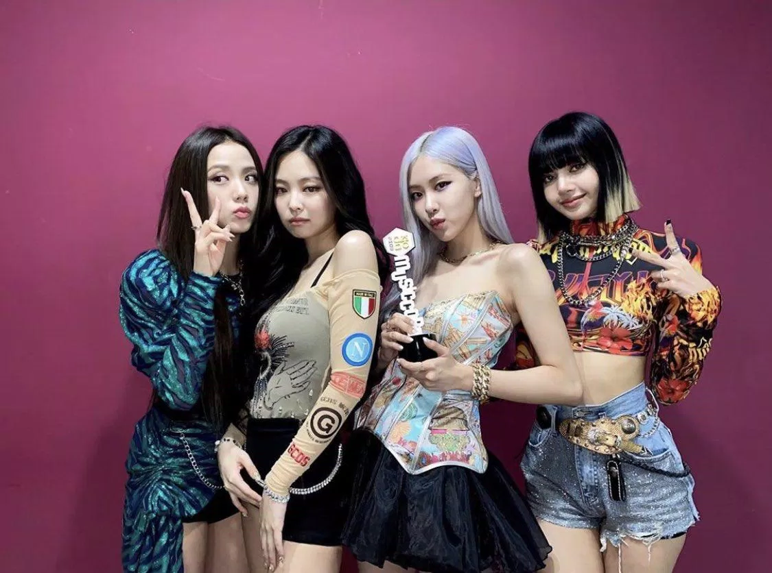 Nhóm nhạc nữ BLACKPINK đã giành được tổng cộng 43 cúp chiến thắng trên chương trình âm nhạc trong suốt thời gian hoạt động. (Nguồn: Internet)