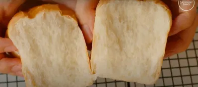 Bánh mì thơm ngon bằng nồi chiên không dầu (
