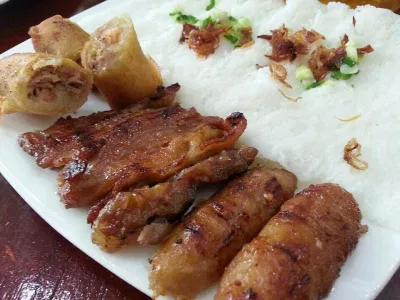 Các món khác tại Bánh xèo Ngọc Sơn (Ảnh Bánh xèo Ngọc Sơn) Các món khác tại Bánh xèo Ngọc Sơn (Ảnh Bánh xèo Ngọc Sơn)
