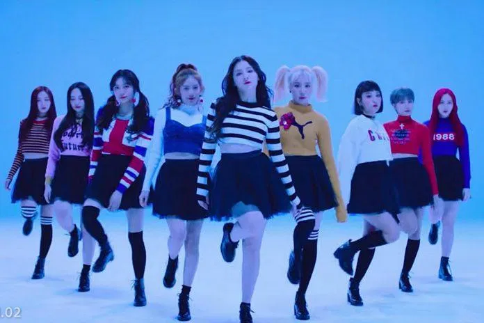 "BBoom BBoom" là MV thành công bậc nhất của MOMOLAND (Ảnh: Internet)