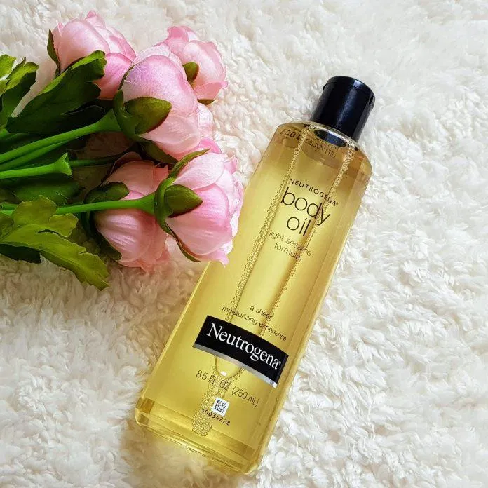 Dầu dưỡng thể Neutrogena Body Oil Light Sesame Formula (ảnh: internet)