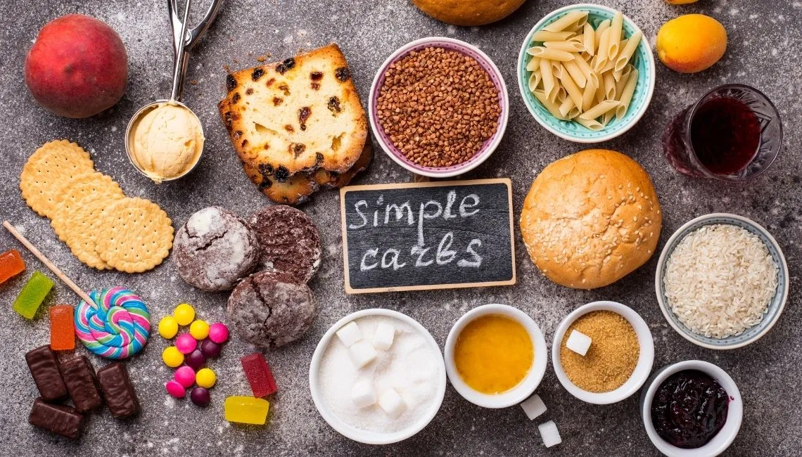 Các loại carbs đơn giản bao gồm bánh kẹo, nước ngọt (Ảnh: Internet). Các loại carbs đơn giản bao gồm bánh kẹo, nước ngọt (Ảnh: Internet).