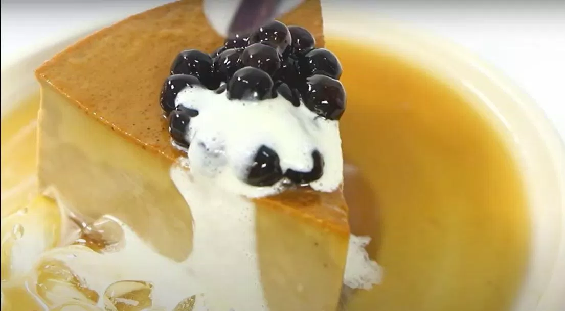 Cách làm bánh flan trà sữa trân châu đường đen mềm thơm, ngon tuyệt cú mèo - BlogAnChoi