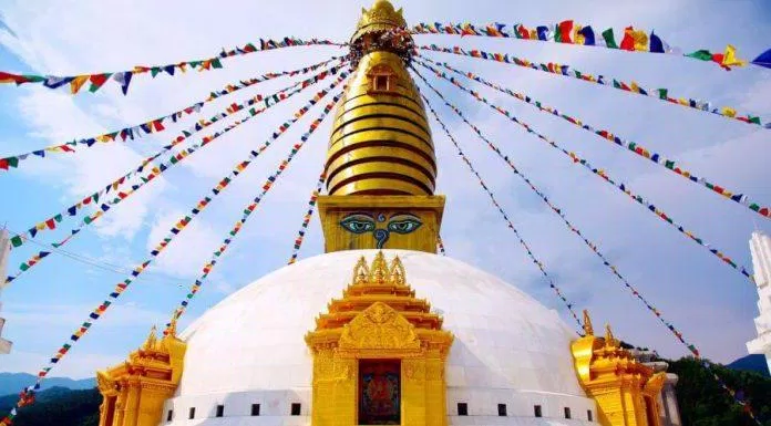 Đại bảo tháp Mandala tây thiên, đây là bảo tháp đầu tiên của dòng kim cương thừa ở nước ta (Ảnh: Internet)