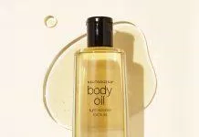 Dầu dưỡng thể Neutrogena Body Oil Light Sesame Formula sở hữu bảng thành phần an toàn, lành tính, thân thiên với làn da và môi trường (ảnh: internet)