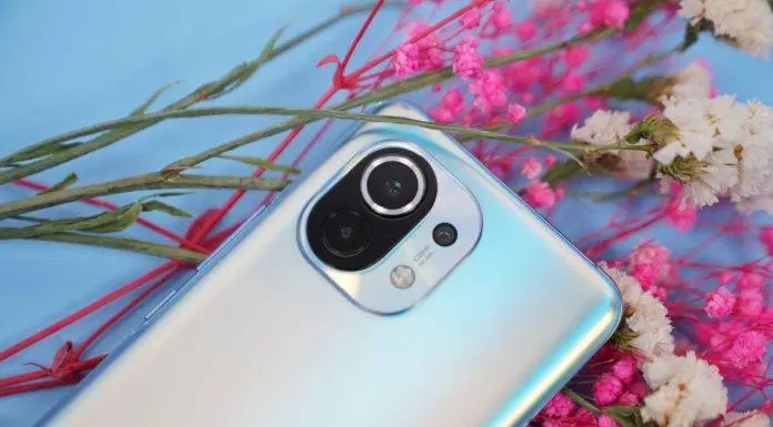 Những điện thoại chụp ảnh đẹp 8 Oppo Find X2 Pro trang bị 3 camera độ phân giải lên đến 48MP (Ảnh: Internet).