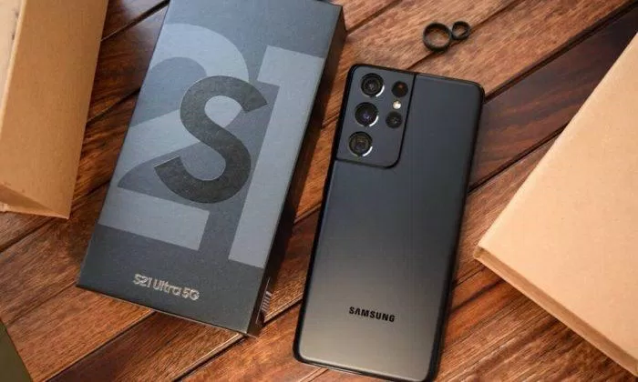 Điện thoại Samsung Galaxy S21 Ultra (Ảnh: Internet).