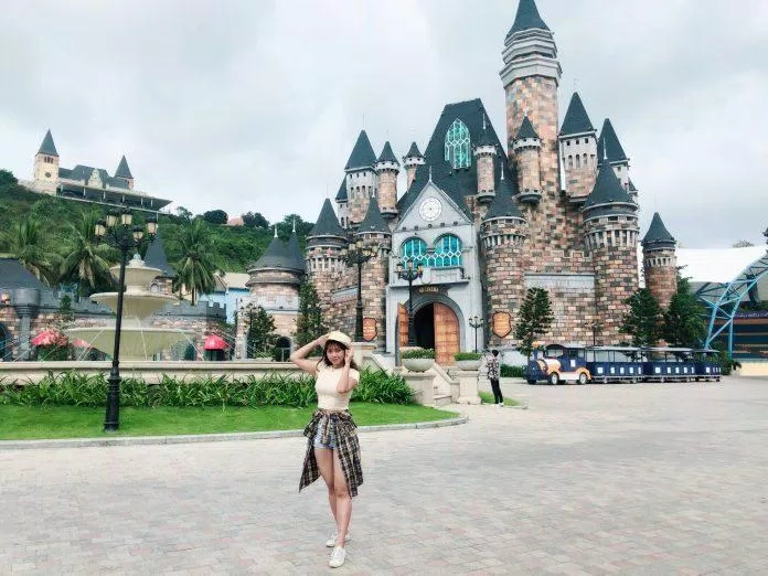 Lâu đài kẹo ngọt tại Vinwonders Nha Trang (Ảnh: Kim Cúc). Lâu đài kẹo ngọt tại Vinwonders Nha Trang (Ảnh: Kim Cúc).