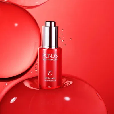 Review tinh chất chống lão hóa Ponds Age Miracle Youth Essence: Nuôi dưỡng làn da khỏe mạnh, căng tràn sức sống từ sâu bên trong cấp nước chống lão hoá Collagen công dụng da khỏe dưỡng ẩm sâu dưỡng sáng da Giảm thâm HA hyaluronic acid khỏe mạnh làn da làn da khỏe mạnh lão hóa ngăn ngừa lão hóa Niacinamide Pond s Age Miracle Youth Essence Ponds retinol se khít lỗ chân lông thành phần thiết kế thông tin thương hiệu tinh chất tinh chất chống lão hóa tinh chất chống lão hóa Pond s Age Miracle Youth Essence trị mụn