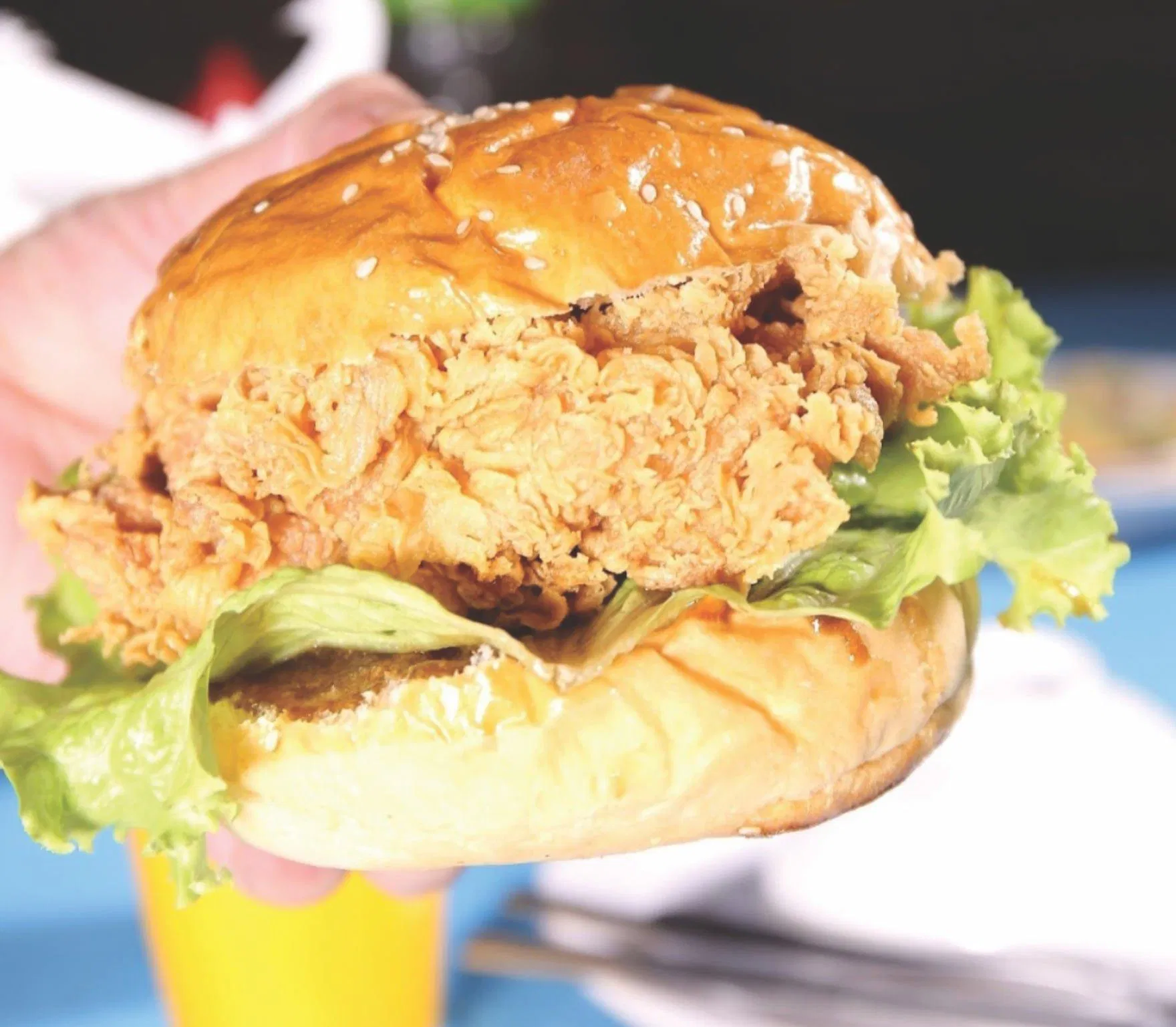 Hamburger tại Gà Rán KucCu (Ảnh Gà Rán KucCu)