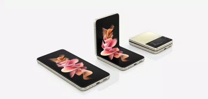 Điện thoại Galaxy Z Flip 3 mới được Samsung giới thiệu (Ảnh: Internet).