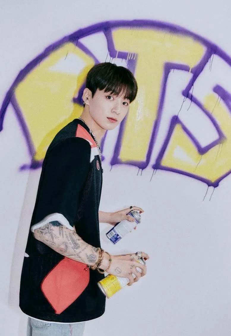 Jungkook là idol nổi tiếng với tài năng sáng tạo hội họa (Nguồn: Internet). Jungkook là idol nổi tiếng với tài năng sáng tạo hội họa (Nguồn: Internet).