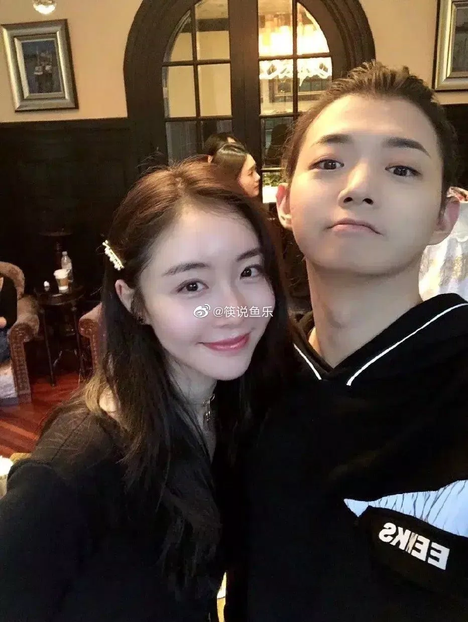 Trần Lộ vốn dĩ cũng không cần tiền, thứ cô cần là 9 năm thanh xuân (Nguồn: Internet)