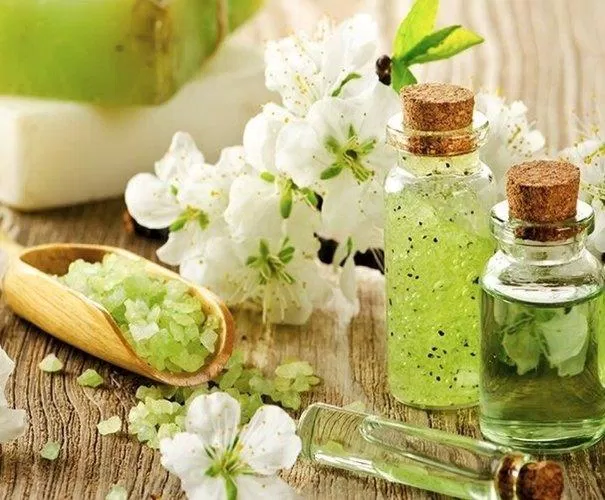 Les parfums des cosmétiques peuvent irriter la peau (Photo : Internet).