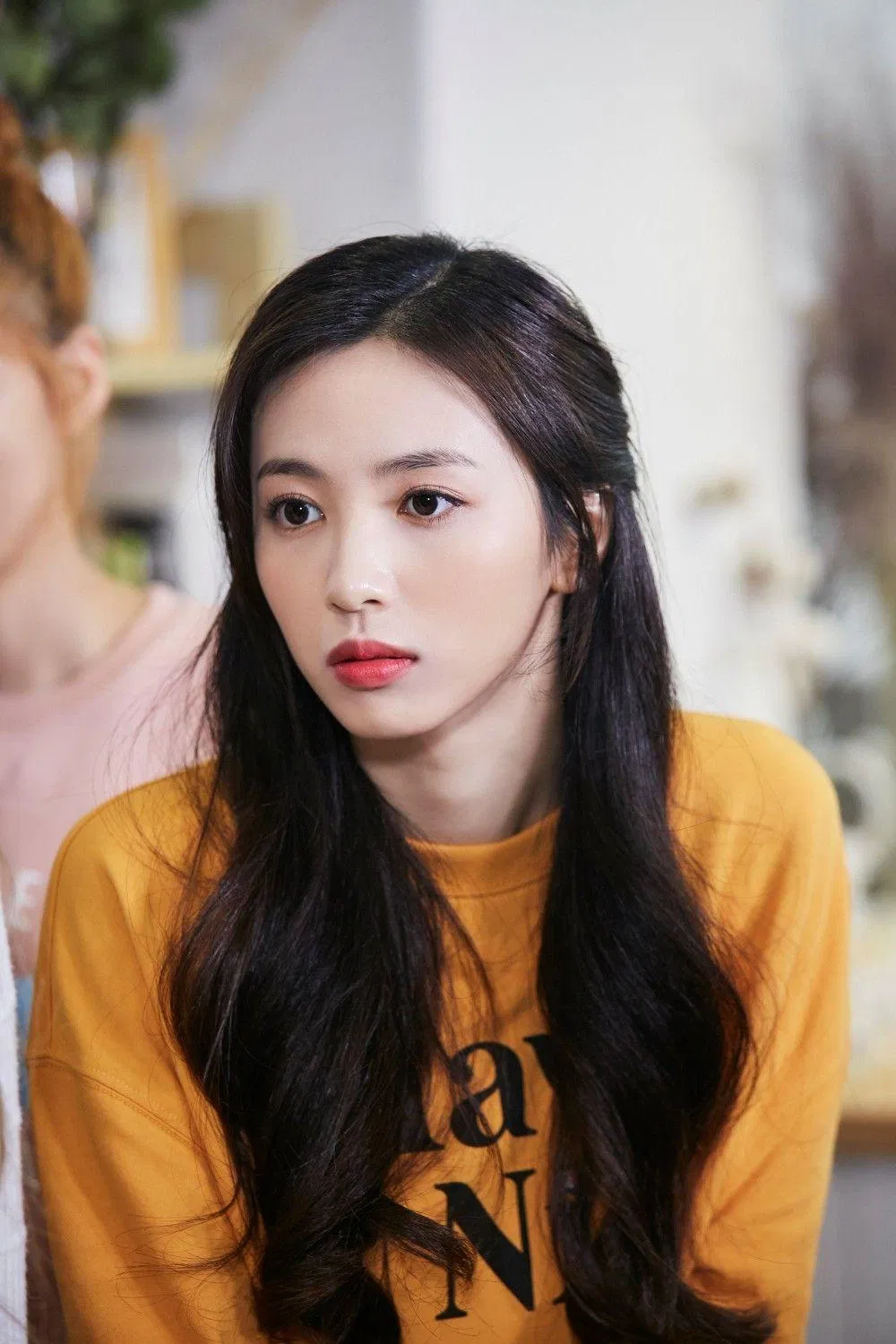 Jiwon (Cherry Bullet) sinh ngày 4 tháng 9 năm 2000 và sẽ tròn 21 tuổi vào năm nay. (Nguồn: Internet)