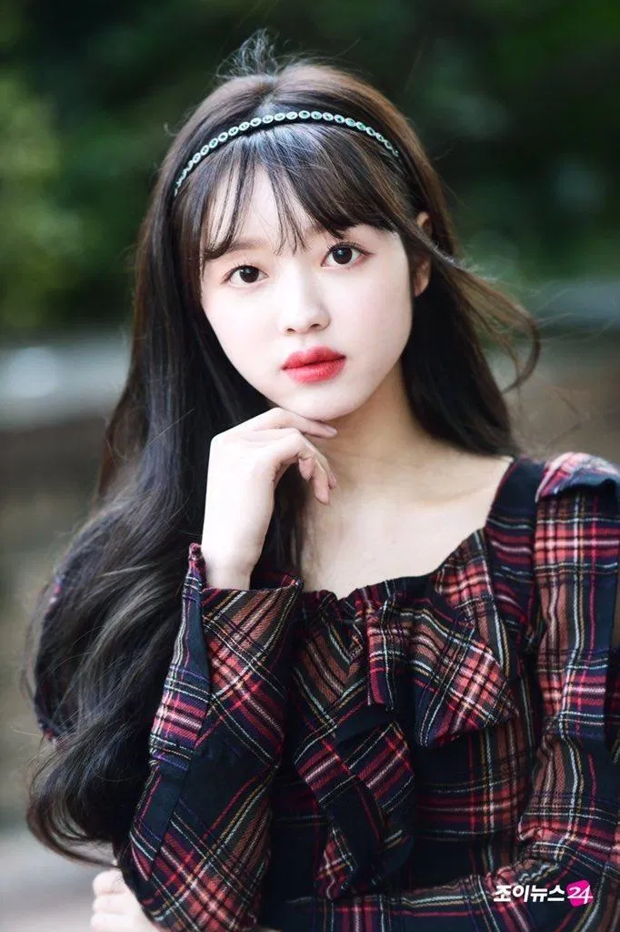 YooA (OH MY GIRL) sinh ngày 17 tháng 9 năm 1995 và sẽ tròn 26 tuổi vào năm nay. (Nguồn: Internet) (Nguồn: Internet)