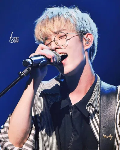 Jae (DAY6) sinh ngày 15 tháng 9 năm 1992 và sẽ tròn 29 tuổi vào năm nay. (Nguồn: Internet)