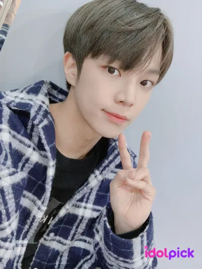 Minchan (VERIVERY) sinh ngày 16 tháng 9 năm 1998 và sẽ tròn 23 tuổi vào năm nay. (Nguồn: Internet)