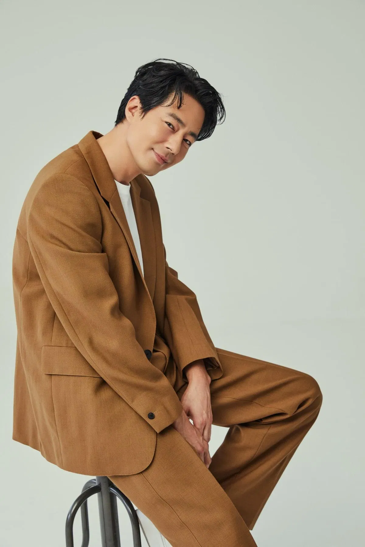 Đầu năm nay, Jo In Sung đã tham gia chương trình tạp kĩ Unexpected Business cùng Cha Tae Hyun (Nguồn: Internet).