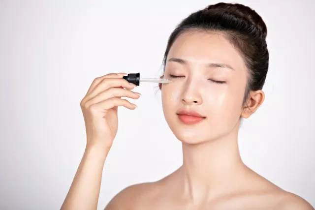 AHA là người bạn đồng hành của những làn da khó chiều. Nguồn: Internet