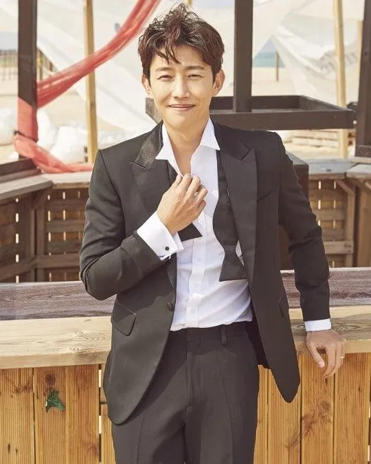 Kang Ki Young diễn viên phụ thu hút sự chú ý nhờ diễn xuất hài hước của mình. (Nguồn: Internet)