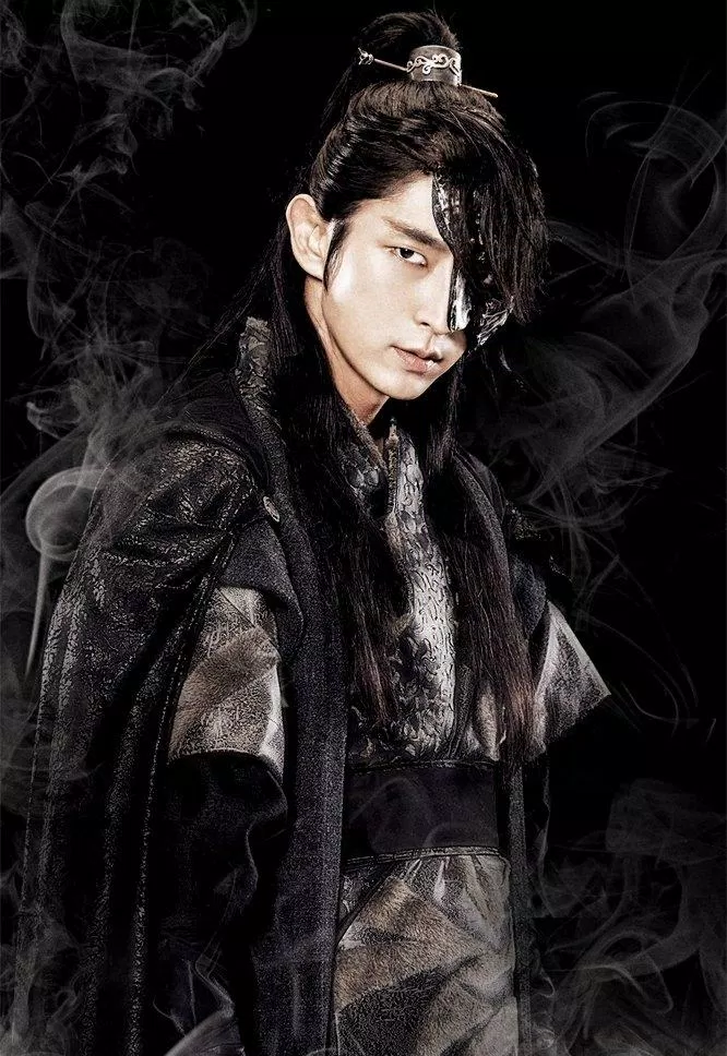 Lee Jun Ki trong vai Tứ hoàng tử Wang So ( Ảnh: Internet) Lee Jun Ki trong vai Tứ hoàng tử Wang So ( Ảnh: Internet)