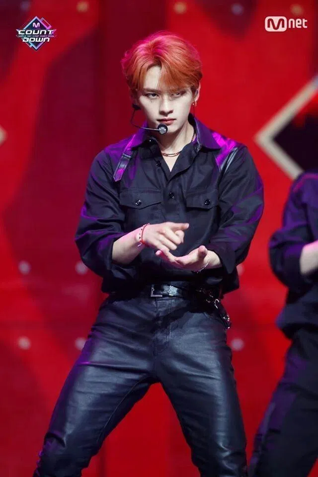Lee Know (Stray Kids) thần tượng K-Pop là vũ công mạnh mẽ trên sân khấu. (Nguồn: Internet)