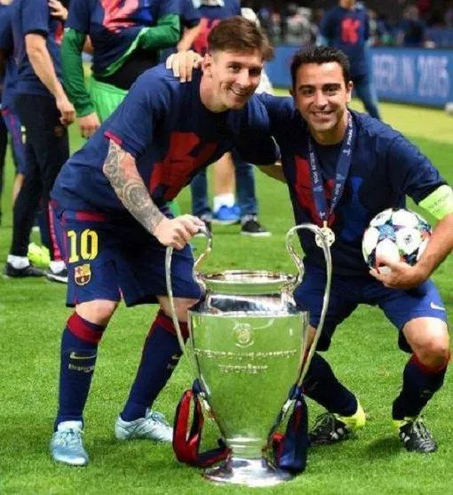 Xavi cũng là một tượng đài của Barcelona (Ảnh: Internet). Xavi cũng là một tượng đài của Barcelona (Ảnh: Internet).