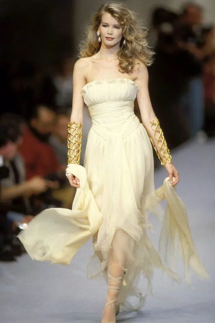 Claudia Schiffer là "con cưng" của Karl Lagerfeld (Ảnh: Internet). Claudia Schiffer là "con cưng" của Karl Lagerfeld (Ảnh: Internet).