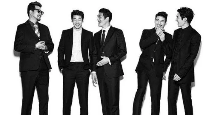 "Lies" được bình chọn là một trong những bài hát KPOP kinh điển nhất những năm 2000 (Nguồn: Internet). "Lies" được bình chọn là một trong những bài hát KPOP kinh điển nhất những năm 2000 (Nguồn: Internet).