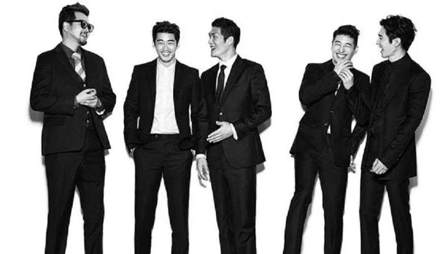 "Lies" được bình chọn là một trong những bài hát KPOP kinh điển nhất những năm 2000 (Nguồn: Internet). "Lies" được bình chọn là một trong những bài hát KPOP kinh điển nhất những năm 2000 (Nguồn: Internet).