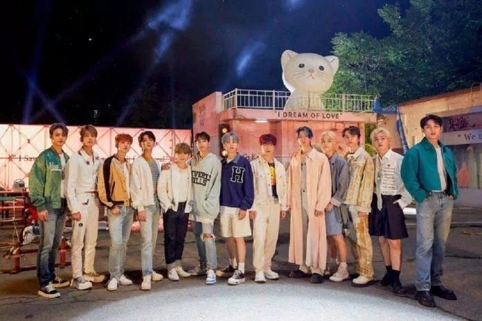 Seventeen cùng ca khúc Hug sẽ an ủi bạn khi bạn gặp khó khăn (Nguồn: Internet). Seventeen cùng ca khúc Hug sẽ an ủi bạn khi bạn gặp khó khăn (Nguồn: Internet).