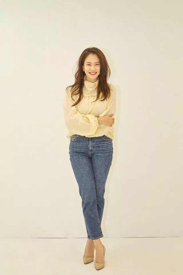 Song Ji Hyo trong buổi phỏng vấn ngày 17/8. (Ảnh: Internet).