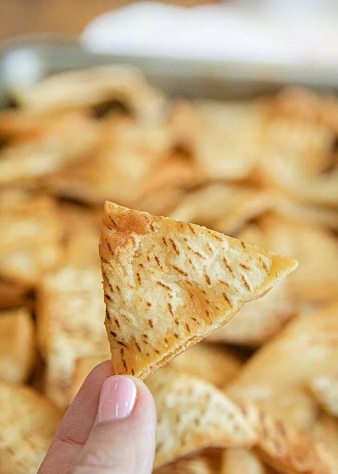 Bánh mì nướng giòn có thể thay thế cho khoai tây chiên nhiều dầu mỡ (Ảnh: Internet). Bánh mì nướng giòn có thể thay thế cho khoai tây chiên nhiều dầu mỡ (Ảnh: Internet).