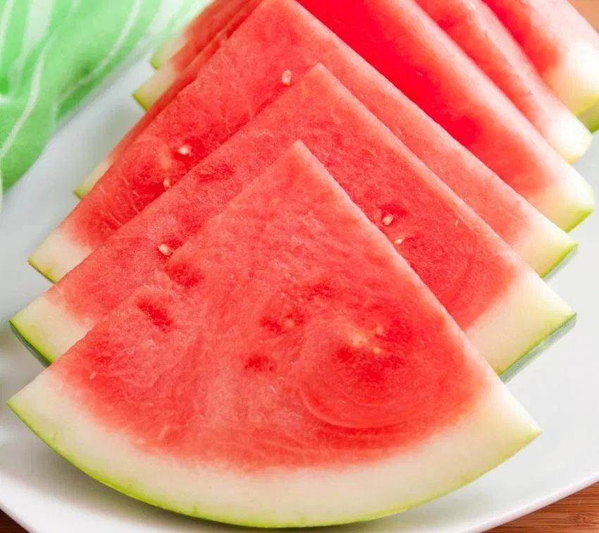 Dưa hấu có rất nhiều lợi ích cho sức khỏe và làn da (Ảnh: Internet). Dưa hấu có rất nhiều lợi ích cho sức khỏe và làn da (Ảnh: Internet).