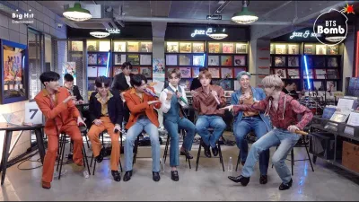 BTS hát live Dynamite cho Tiny Desk (Home) Concert giành được 38,9 triệu lượt xem (Ảnh: Internet) BTS hát live Dynamite cho Tiny Desk (Home) Concert giành được 38,9 triệu lượt xem (Ảnh: Internet)
