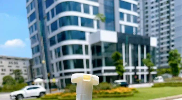 Sữa rửa mặt dạng bọt Lucenbase là dòng sản phẩm xịn xò của Nội địa Trung (Nguồn: Internet)