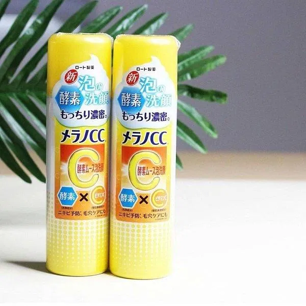 Sữa rửa mặt dạng bọt CC Melano giúp làn da sáng mịn hơn (Nguồn: Internet) Sữa rửa mặt dạng bọt CC Melano giúp làn da sáng mịn hơn (Nguồn: Internet)