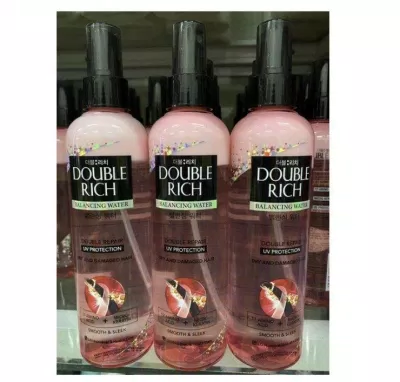 Một dòng xịt dưỡng tóc giá bình dân từ Double Rich (Nguồn: Internet) Một dòng xịt dưỡng tóc giá bình dân từ Double Rich (Nguồn: Internet)