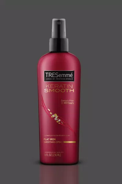 Xịt dưỡng tóc TRESemme Keratin Smooth được nhiều người nổi tiếng lựa chọn (Nguồn: Internet) Xịt dưỡng tóc TRESemme Keratin Smooth được nhiều người nổi tiếng lựa chọn (Nguồn: Internet)