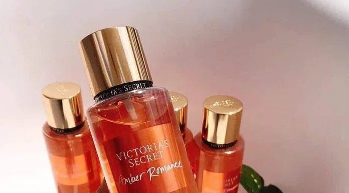 Victoria’s Secret Amber Romance là lựa chọn hoàn hảo cho quần áo (Nguồn: Internet) Victoria’s Secret Amber Romance là lựa chọn hoàn hảo cho quần áo (Nguồn: Internet)