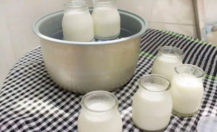 Ủ sữa chua trong 6 - 8 tiếng (Nguồn: Internet)
