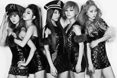 Đội hình Wonder Girls sau khi bổ sung Hyerim (Nguồn: Internet). Đội hình Wonder Girls sau khi bổ sung Hyerim (Nguồn: Internet).