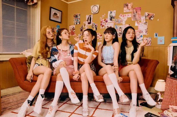 Red Velvet đứng hạng 3 trong top những nhóm nhạc nữ bán album chạy nhất Kpop gen 3. (Nguồn: Internet)