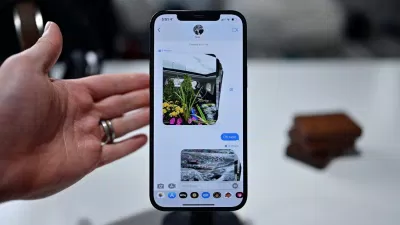 Người dùng có thể chia sẻ nhiều thứ hay ho với bạn bè thông qua iMessage (Ảnh: Internet). Người dùng có thể chia sẻ nhiều thứ hay ho với bạn bè thông qua iMessage (Ảnh: Internet).